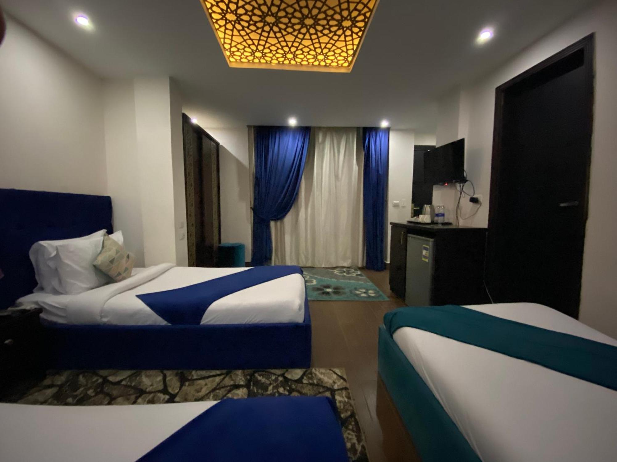 Golden Pyramids Inn Kafrat al Jabal Екстер'єр фото