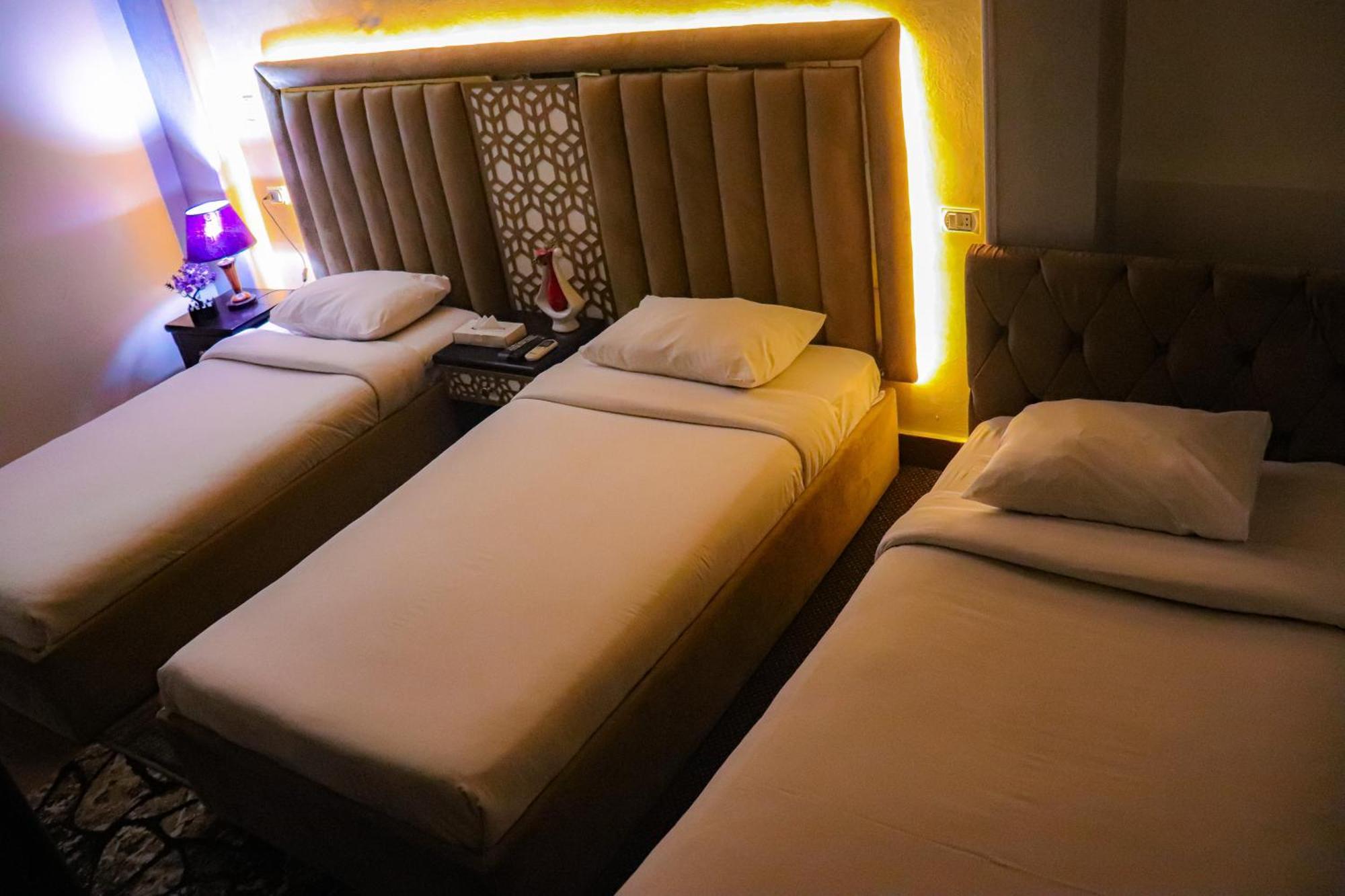 Golden Pyramids Inn Kafrat al Jabal Екстер'єр фото