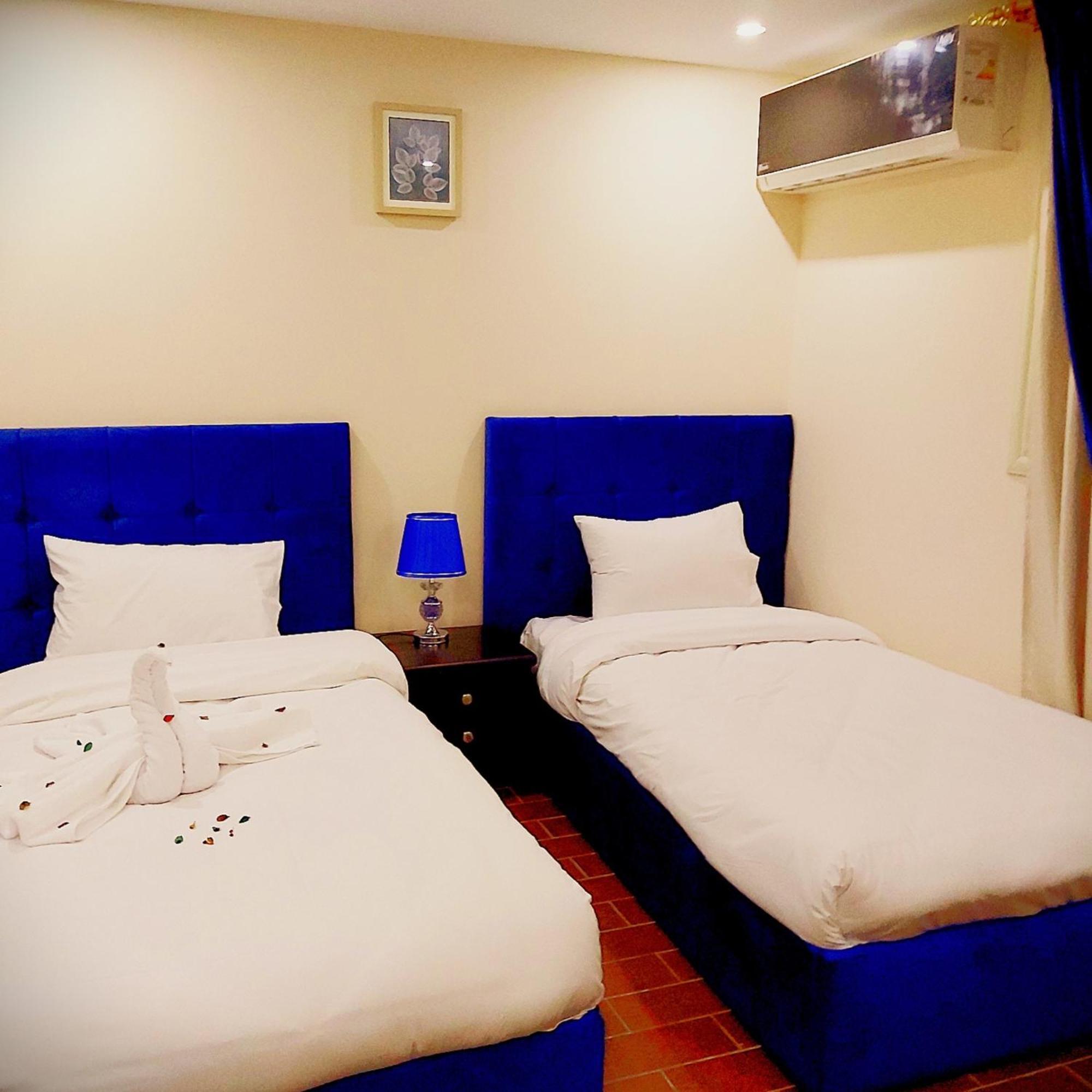 Golden Pyramids Inn Kafrat al Jabal Екстер'єр фото